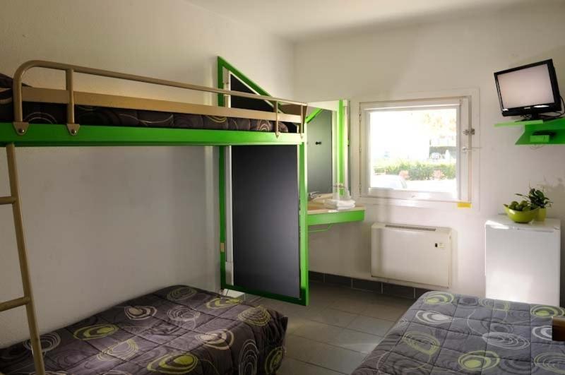 Lemon Hotel - Mery Sur Oise/Cergy Quarto foto