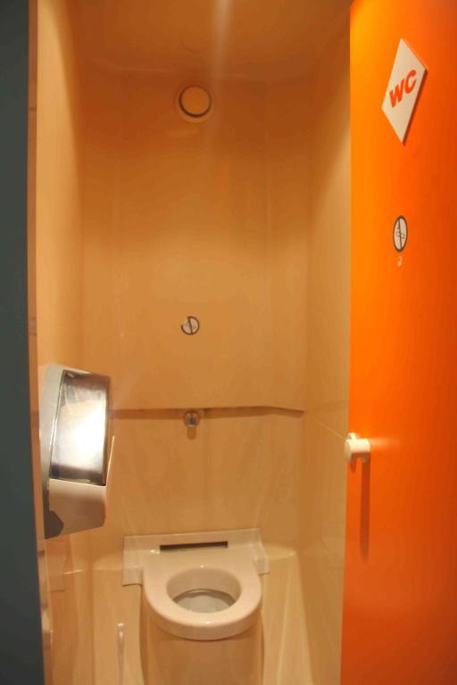 Lemon Hotel - Mery Sur Oise/Cergy Exterior foto